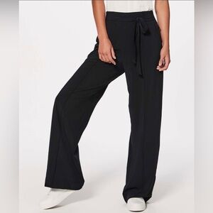 Women’s Lululemon Noir Pant 4
